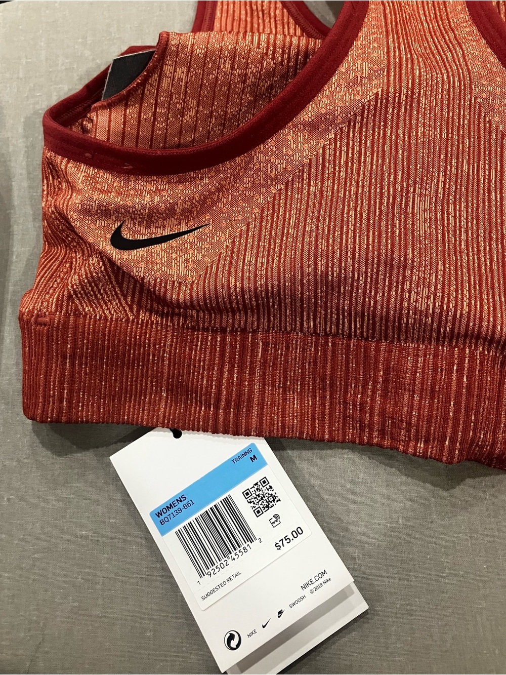 NWT Nike Ribbed Light-Support Sport Crop Top